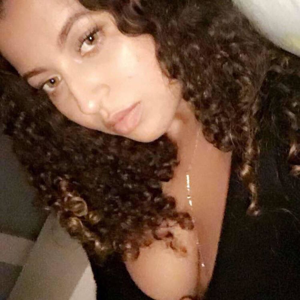 Meet your Posher, Samantha